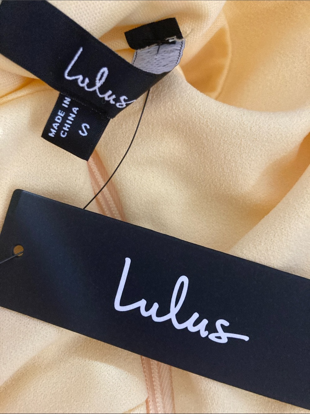 NWT Lulu’s Maevyn Light Yellow Cowl Back Column Maxi Dress Small Chic - Picture 14 of 14